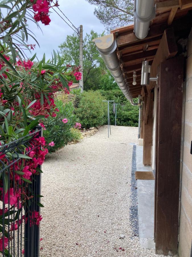 Au Coeur De La Pinede De 1 A 4 Personnes Villa Langlade Dış mekan fotoğraf